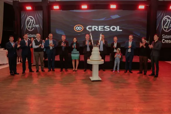 CRESOL: Sistema completa 27 anos de história e comemora em evento com sócios-fundadores