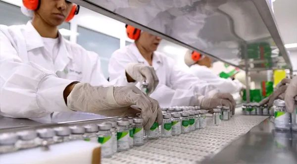 IBGE: Produção industrial recua 0,4% em junho após quatro meses de alta
