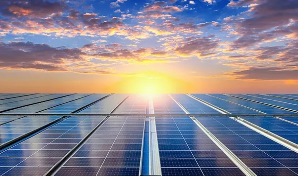 ANEEL: Energia solar centralizada ultrapassa PCHs na matriz energética brasileira