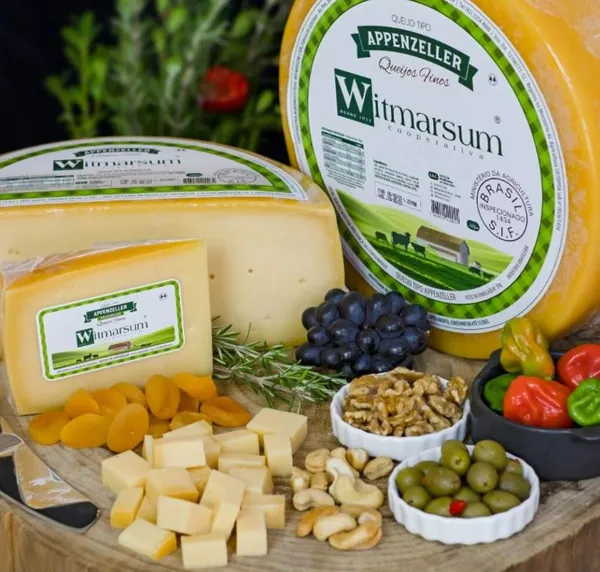 AGRO: Queijo produzido pela Cooperativa Witmarsum conquista medalha de ouro no IV Prêmio Queijo Brasil