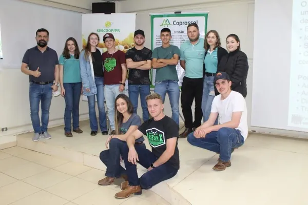 AGRO: Programa de incentivo aos jovens cooperativistas do agro da Coprossel conclui módulo 