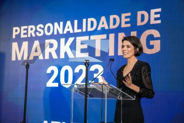 ADVB/PR: Leila Gomes, da Castrolanda, é eleita personalidade de Marketing 2023