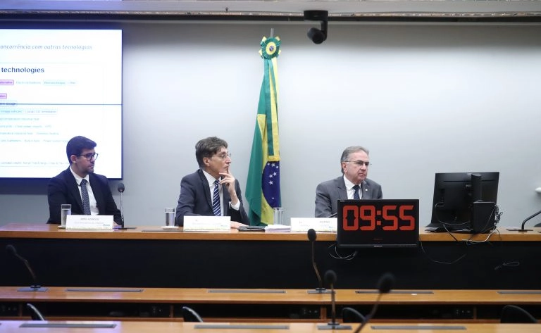 legislativo 06 11 2023