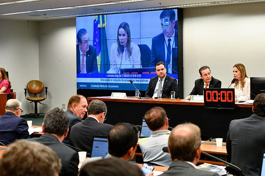 legislativo 17 11 2023