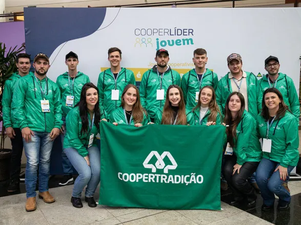 Coopertradi&ccedil;&atilde;o participa do Cooperl&iacute;der Jovem 