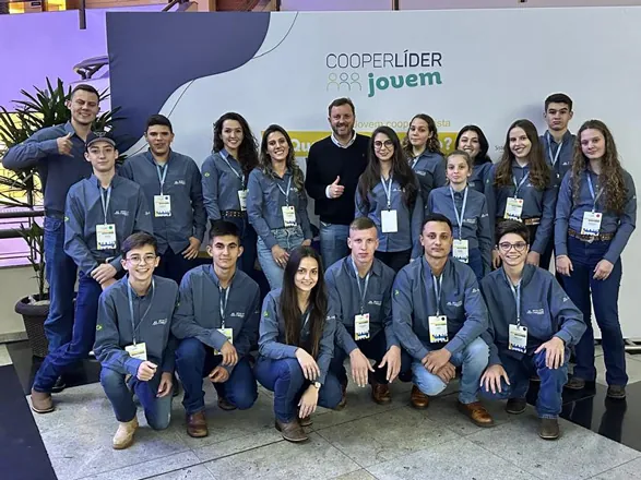 Jovens da Coprossel destacam legado e sucess&atilde;o no Cooperl&iacute;der Jovem 2024