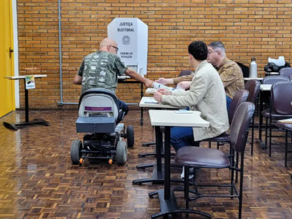Curitiba, Londrina e Ponta Grossa terão segundo turno nas Eleições 2024