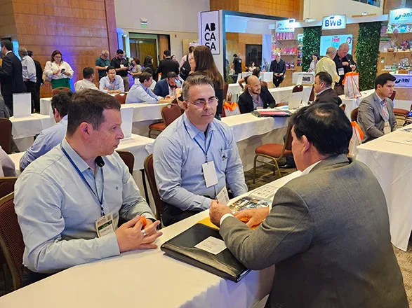 Sistema Ocepar participa da Expo Paraguay Brasil 2024