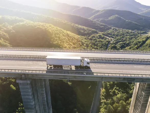 Transporte debate impactos de normas e plano estratégico para 2025