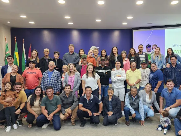 Cooperados da Integrada conhecem a Casa do Cooperativismo Paranaense
