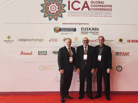 Cresol participa da Conferência Cooperativa Global na Índia