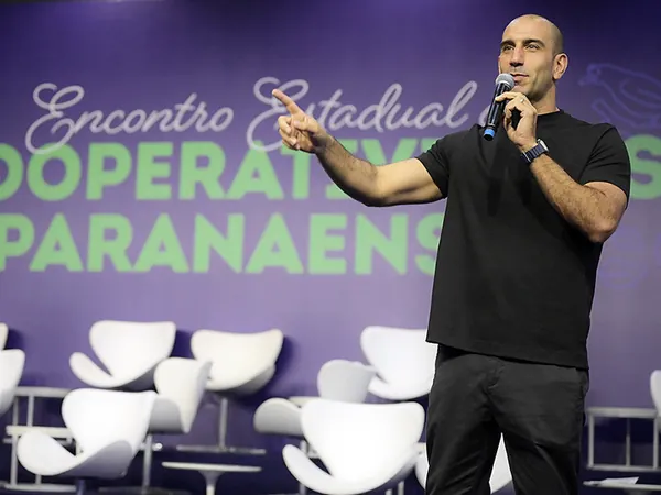 Leo Farah chama de “verdadeiros heróis” os cooperativistas paranaenses