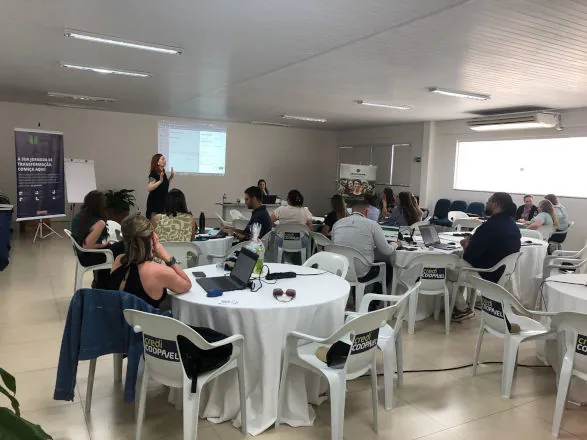 Sescoop promove curso para agentes de cooperativas em Cascavel