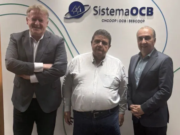 Preservação histórica do coop é pauta de reunião com diretor-geral da ACI 