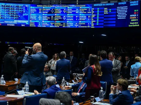 Senado aprova regulamentação das cooperativas de seguros