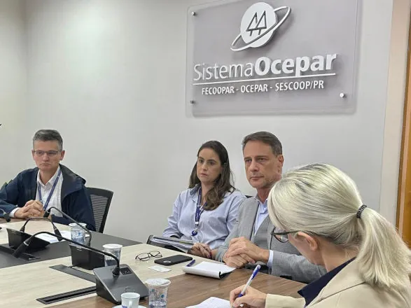 Fomento Paraná e Sistema Ocepar avançam em conversas sobre FDIC/Fiagro Paraná