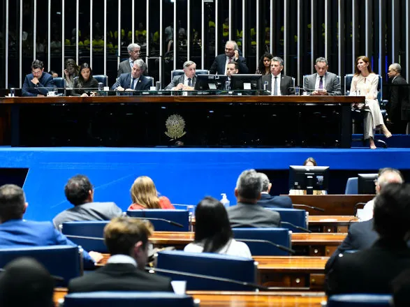 Senado presta homenagem ao Sistema S, com participação do Sescoop
