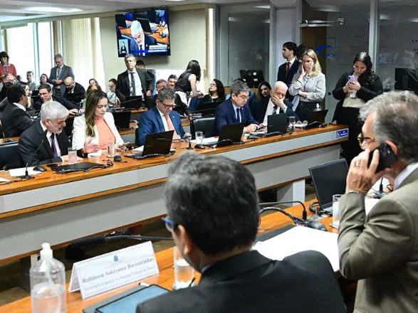 CAE analisa Pronampe para cooperativas e reconhecimento de professores de creche
