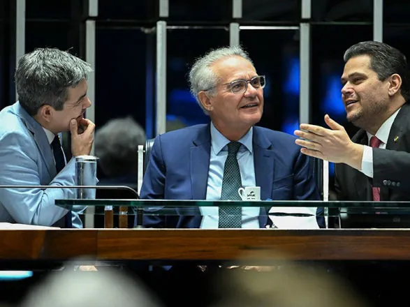Isenção de IR para quem ganha até R$ 5 mil segue para sanção