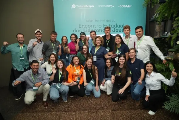 Comitê Estadual de Liderança Jovem realiza primeiro encontro presencial em Mandaguari 