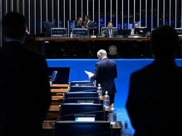 Inclusão de educação política e cidadania no currículo escolar vai à sanção