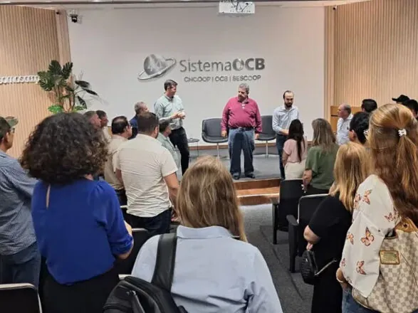 Cooperados da Coamo e Credicoamo conhecem Sistema OCB
