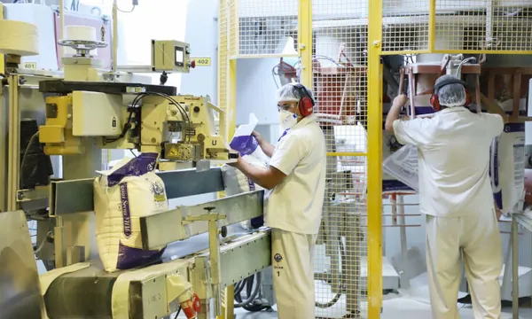 Paraná ganha espaço na indústria brasileira desde 2018 e produção chega a R$ 184 bilhões