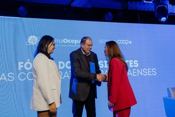 Agrária recebe oficialmente selo Nós Por Elas, de combate à violência contra a mulher