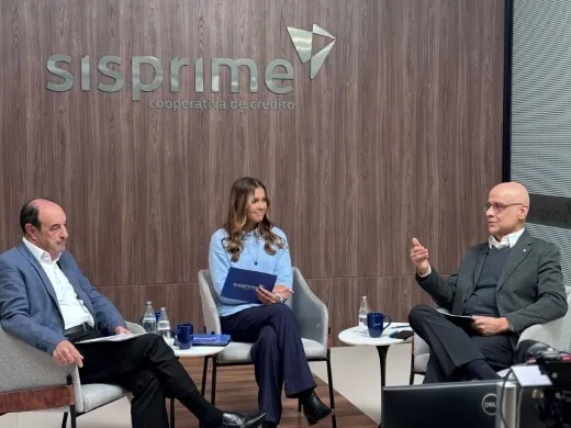 Sisprime celebra mês do cooperativismo em evento para colaboradores