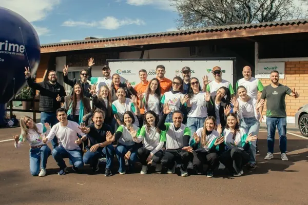 Cooperativas de Pato Branco promovem feijoada beneficente no Dia de Cooperar