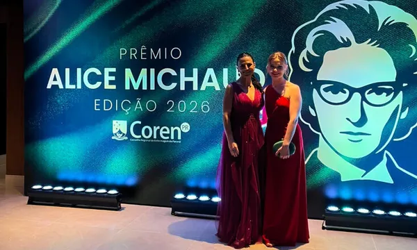 Enfermeiras da Unimed Ponta Grossa recebem o Prêmio Alice Michaud