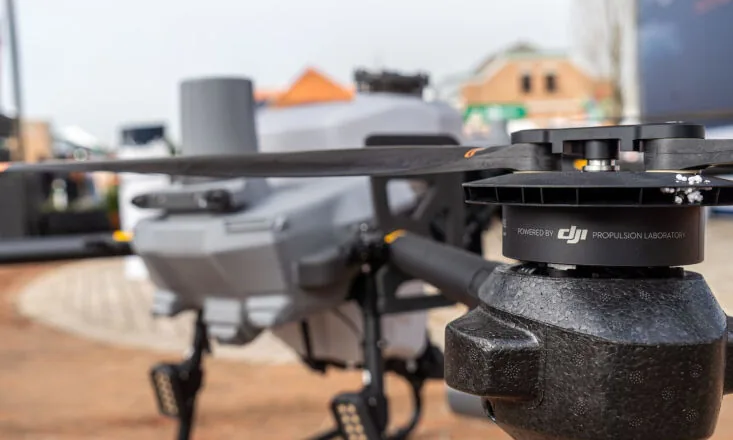 Cooperativas-escola vão receber drones de pulverização para agricultura mais sustentável