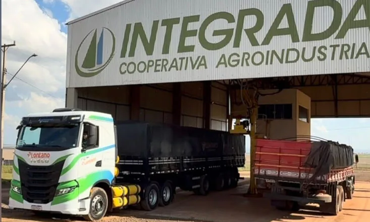 Integrada testa caminhão movido a biometano em operação logística