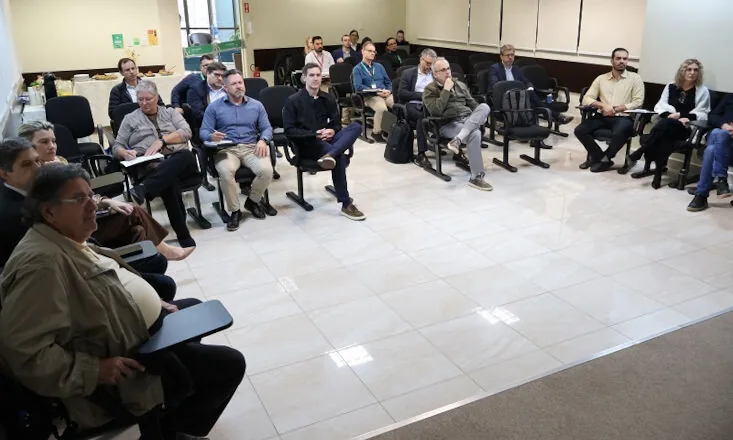 Unimed Cascavel recebe Sistema Ocepar e Unimed Paraná em encontro sobre gestão, desempenho e sustentabilidade