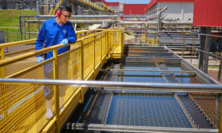 Frimesa supera meta e ultrapassa a marca de 10% de reuso de água em suas operações em 2025