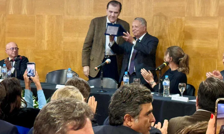 Roberto Rodrigues recebe título de Doutor Honoris Causa da FGV/Easp