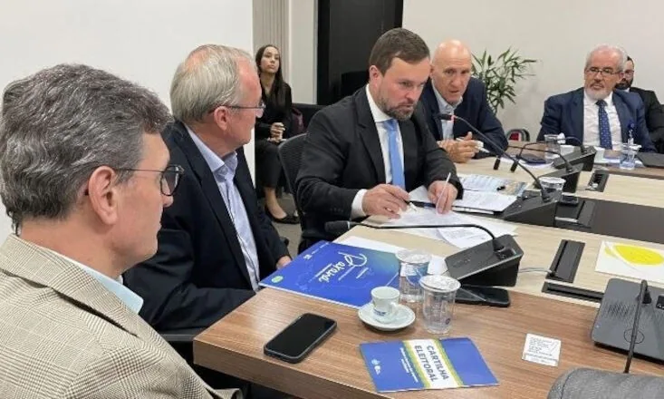 Cooperativas do Paraná recebem orientações sobre as Eleições 2026