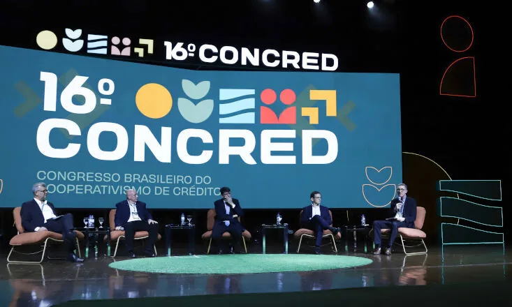 Cresol participa do 16º Concred