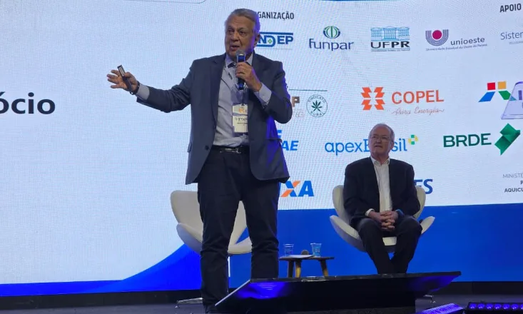 Roberto Rodrigues e José Roberto Ricken participam do IFC, em Foz do Iguaçu
