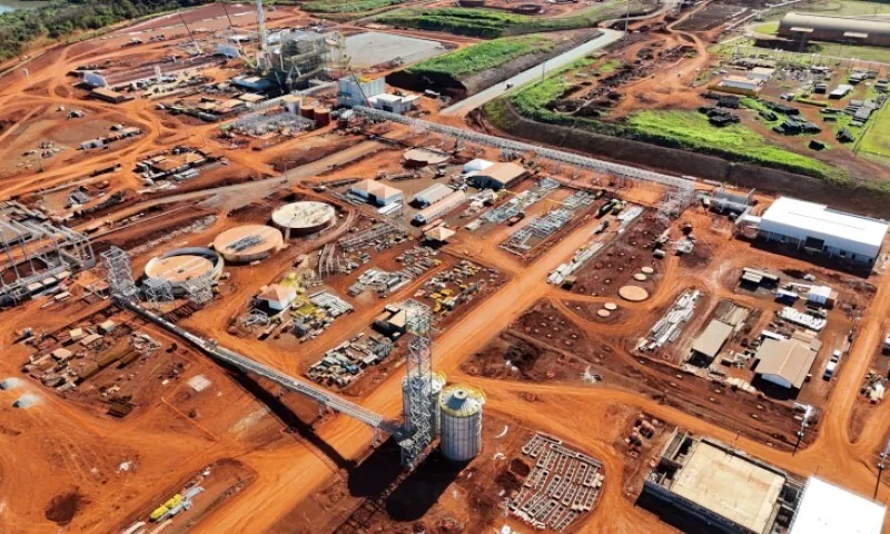 Obras da indústria de etanol de milho da Coamo passam de 60% do cronograma