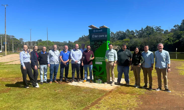 Sicredi entrega Totem Ice Hot e amplia opções de lazer e bem-estar para a comunidade de Marechal C. Rondon