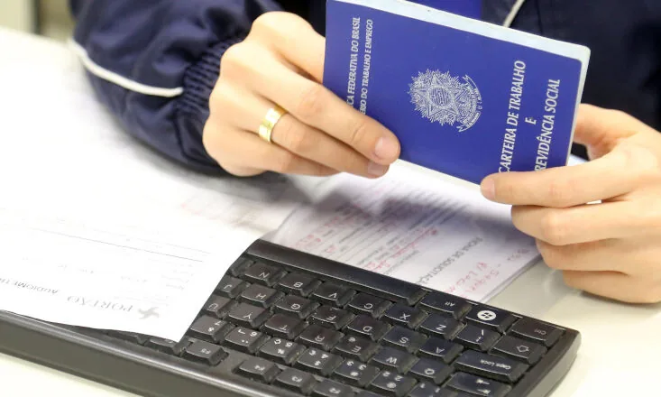 Brasil cria 165,8 mil postos de trabalho em agosto, aponta Caged