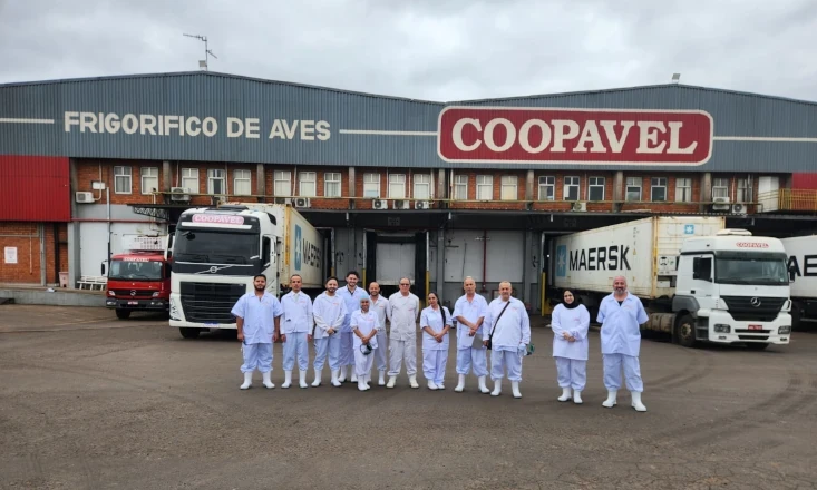 Coopavel e Iraque reafirmam parceria na exporta&ccedil;&atilde;o de frango