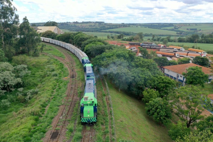 INFRAESTRUTURA I: Ferroeste fecha 2020 com lucro e movimentação recordes