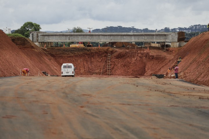 INFRAESTRUTURA: Acesso ao Contorno de Castro alcança 73% de conclusão