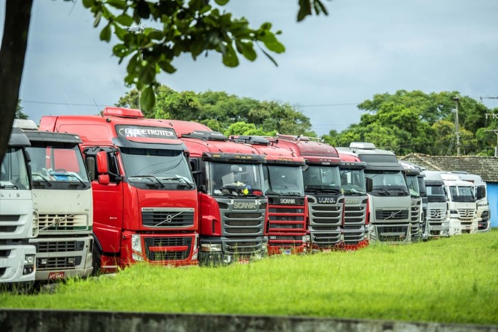 DECRETO 7001: Restaurantes à beira de rodovias poderão atender motoristas profissionais nas mesas