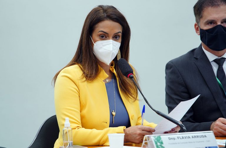 LEGISLATIVO: Congresso votará o Orçamento para 2021 nesta quinta, diz Flávia Arruda