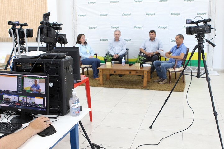 COPAGRIL: Palestra e premiação dos melhores produtores marcam Seminário de Leite 