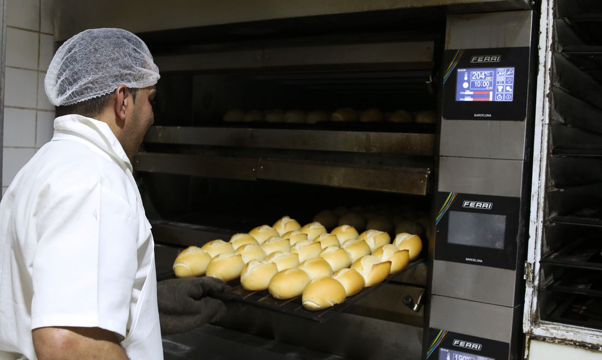 PEC: Publicada MP que abre crédito a micro e pequenas empresas