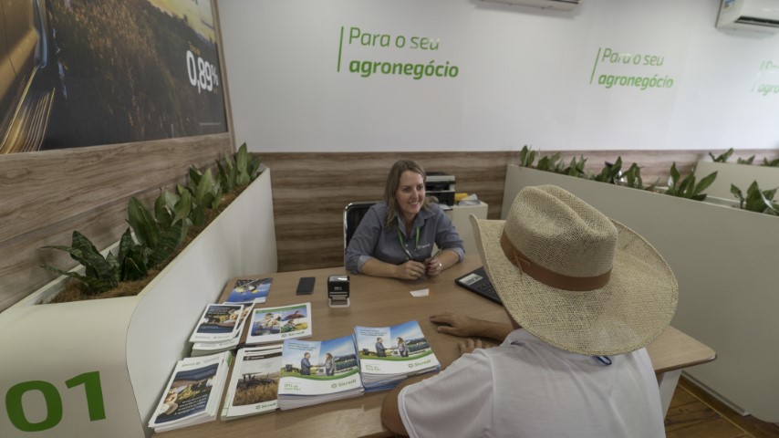SICREDI: Instituição financeira cooperativa disponibiliza R$ 38,2 bilhões para safra 2021/2022